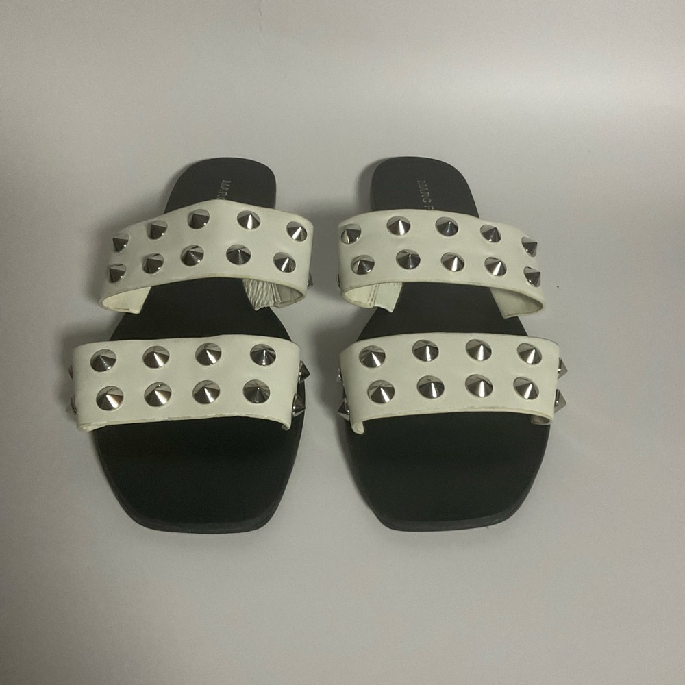 Marc Fisher Whill Sandals Women Size 8 White Black Bolive Studded Double Strap